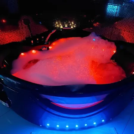 Mp Apartament Bialystok Jacuzzi Eksteriør bilde